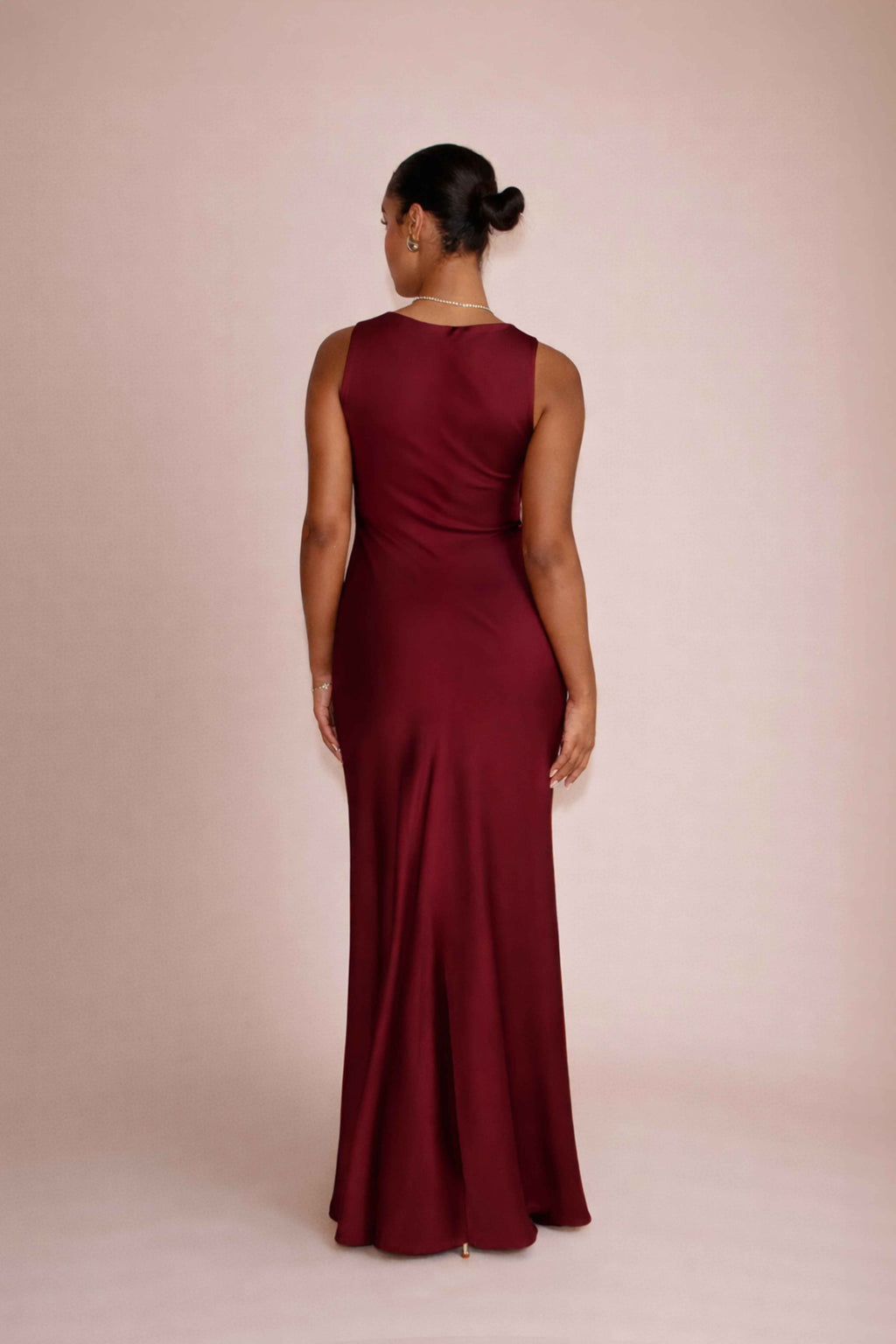 Robe Longue à Col Bénitier Haut - Bordeaux — Modeen