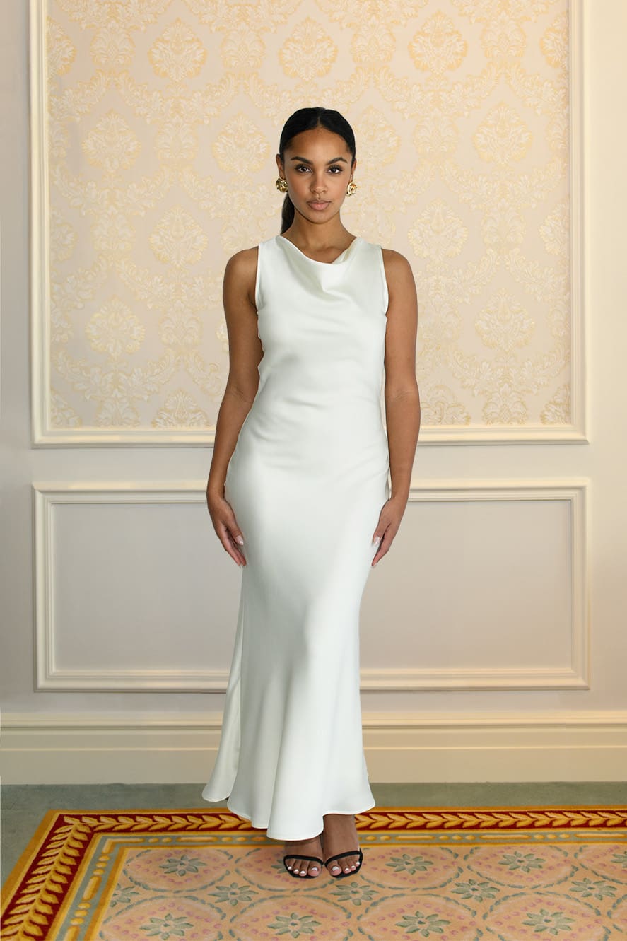 Robe Longue à Col Bénitier Haut - Crème — Modeen