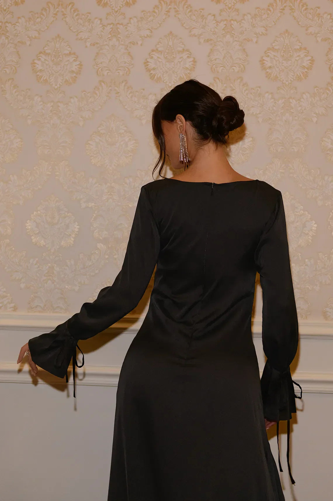 Robe Longue Énora à Détail Noué - Noir — Modeen