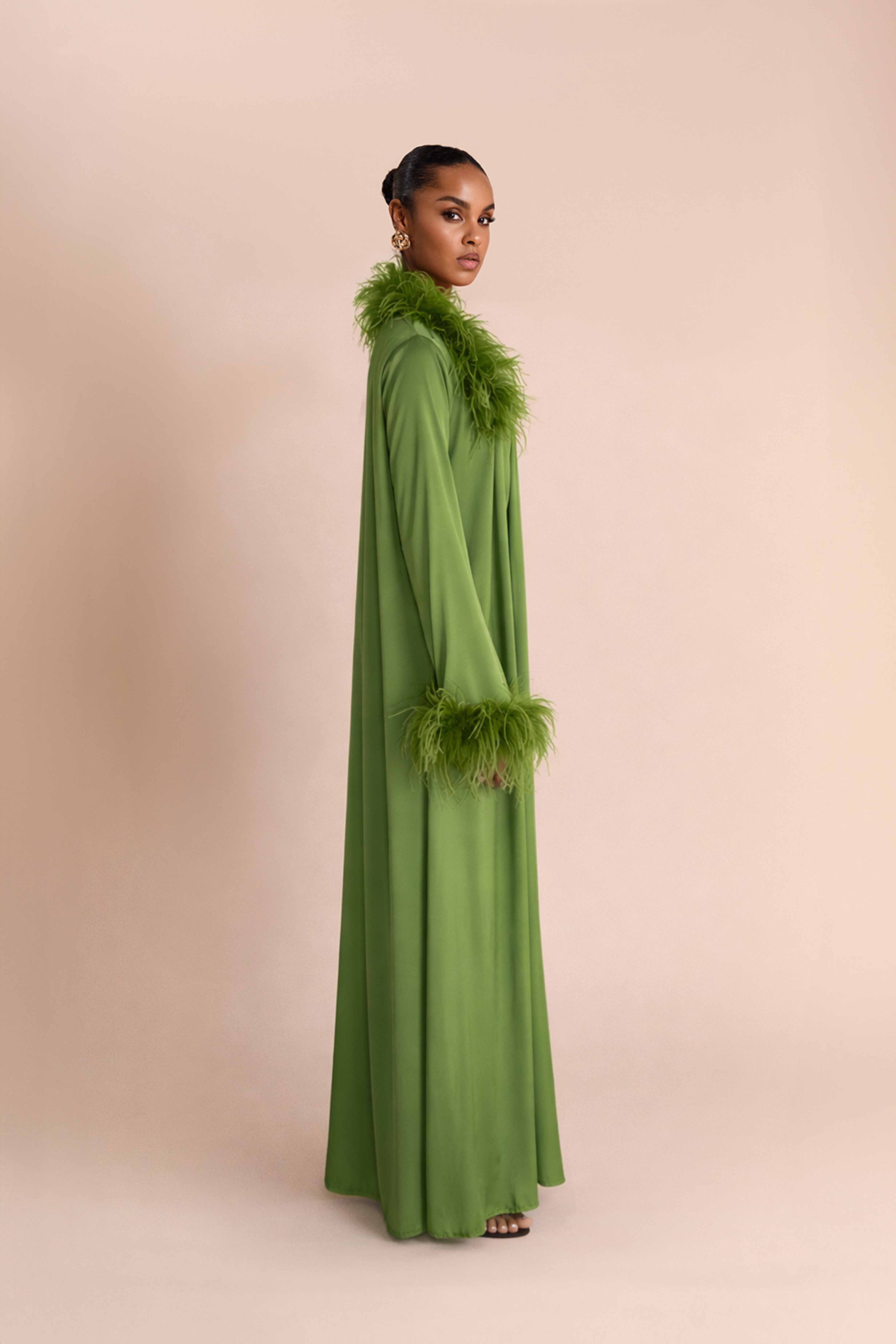 Abaya à Plumes Ceinturée - Vert — Modeen