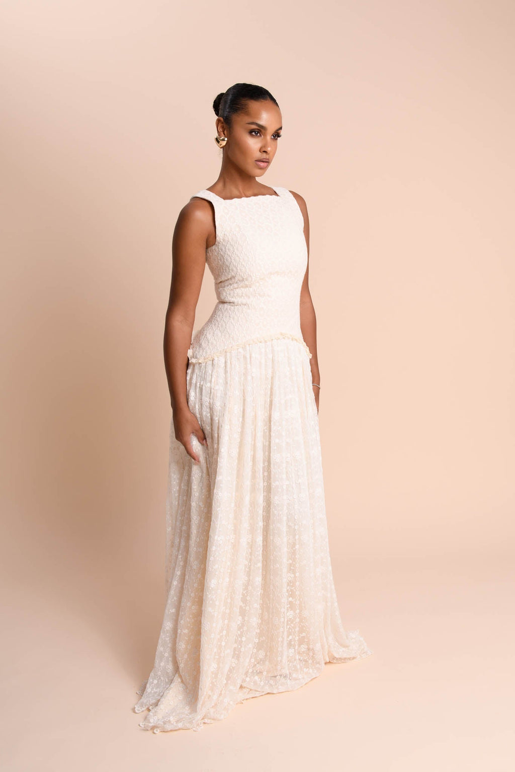 Robe Helenia en Dentelle — Modeen