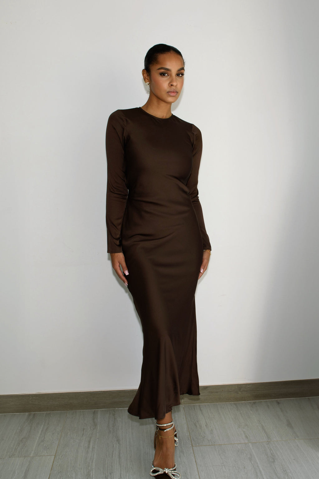 Robe Longue Elaila à Laçage au Dos - Chocolat — Modeen