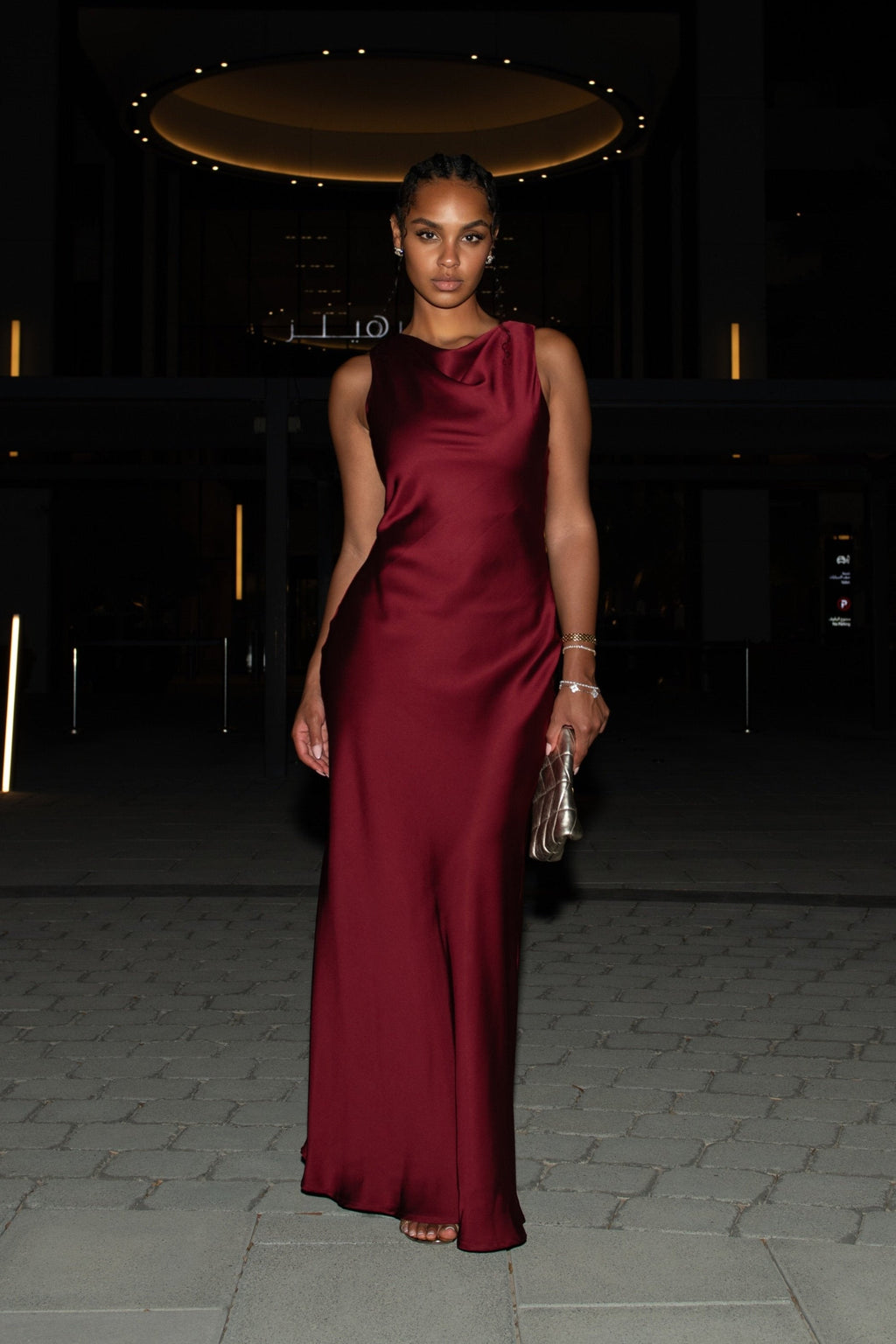 Robe Longue à Col Bénitier Haut - Bordeaux — Modeen