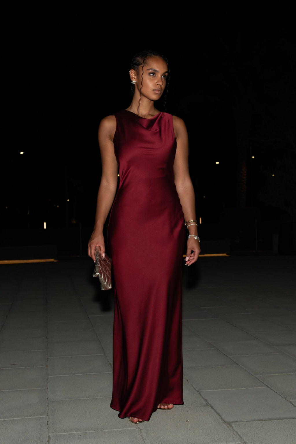 Robe Longue à Col Bénitier Haut - Bordeaux — Modeen