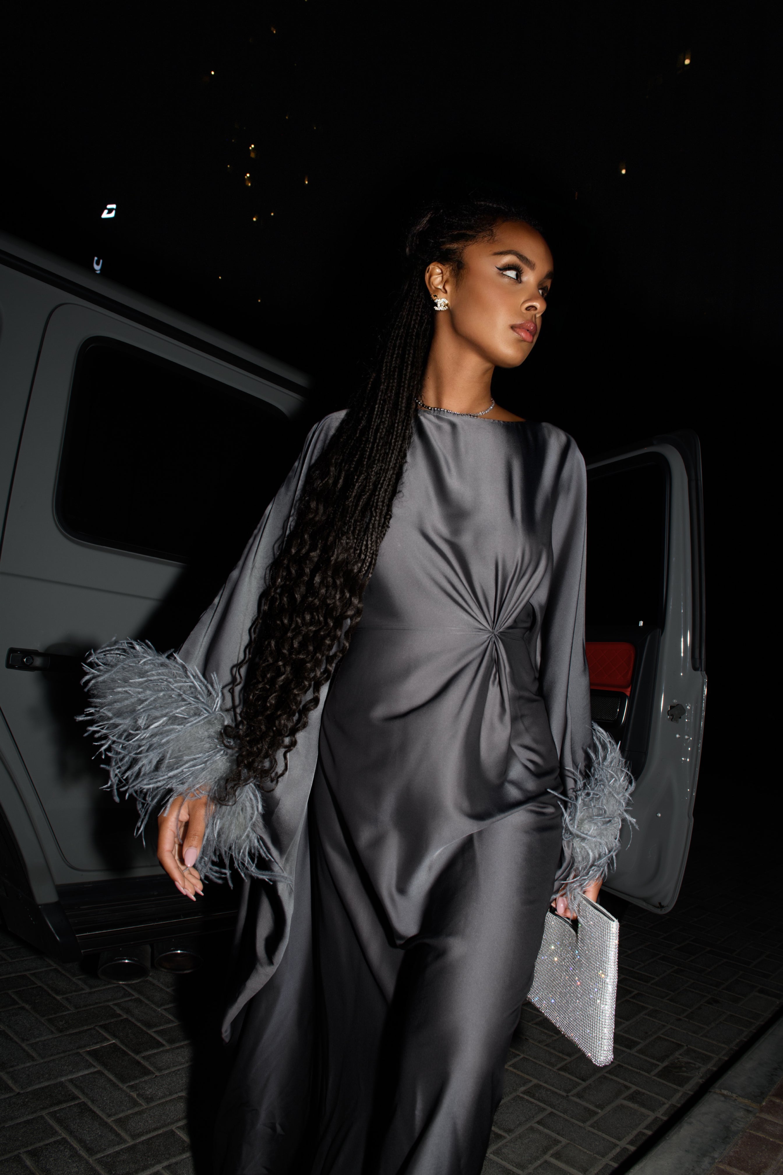 Caftan à Plumes - Gris Anthracite — Modeen