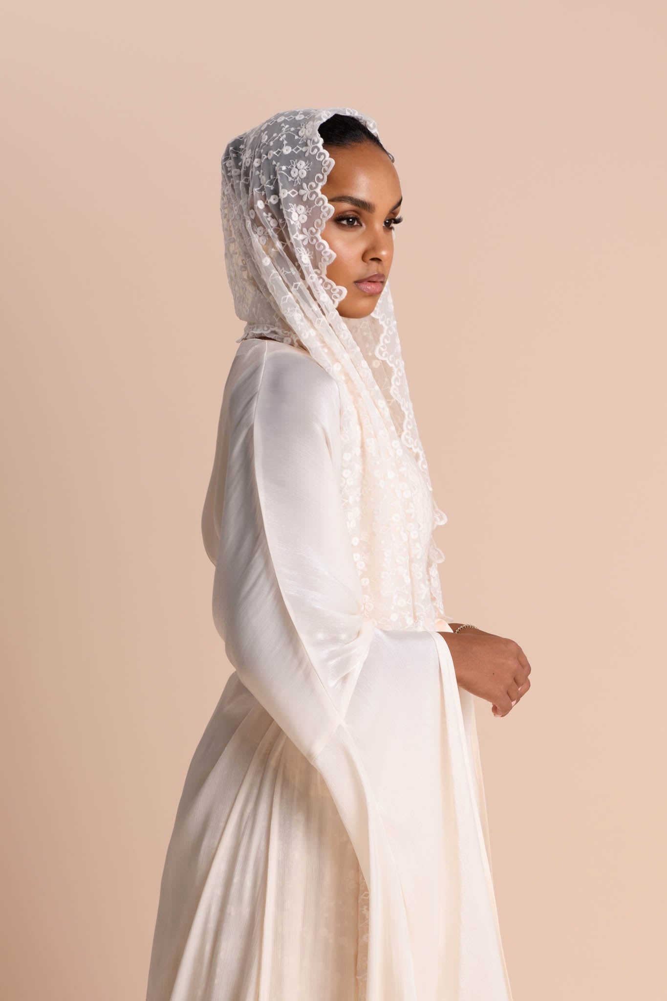 Sheila en Dentelle - Perle — Modeen