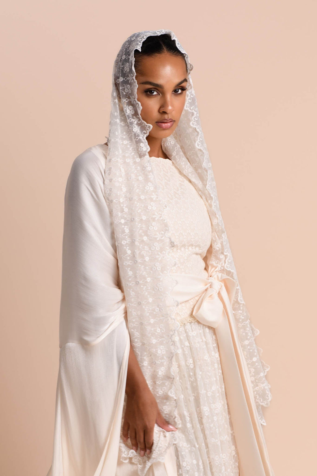 Sheila en Dentelle - Perle — Modeen
