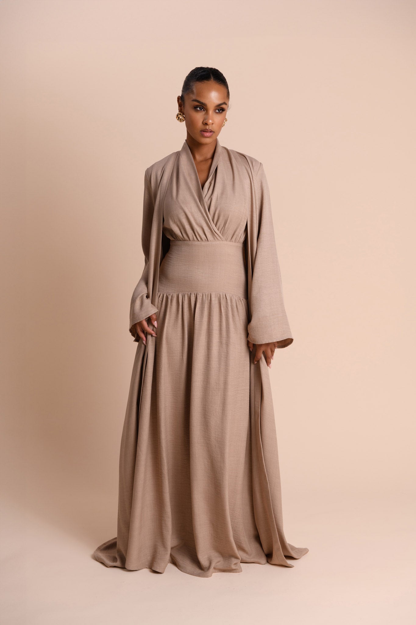 Abaya à Manches Fendues - Sable — Modeen