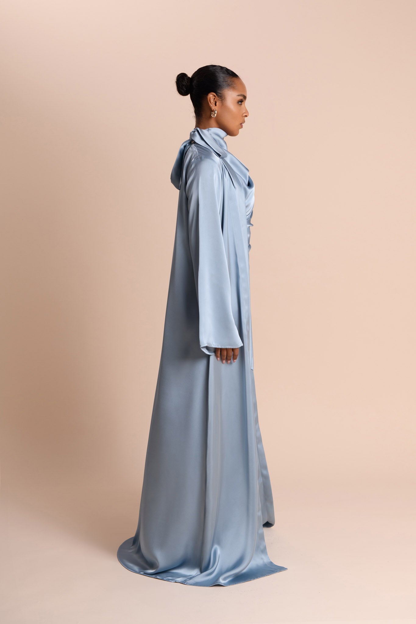 Abaya Studio à Manches Fendues - Bleu Aurore — Modeen