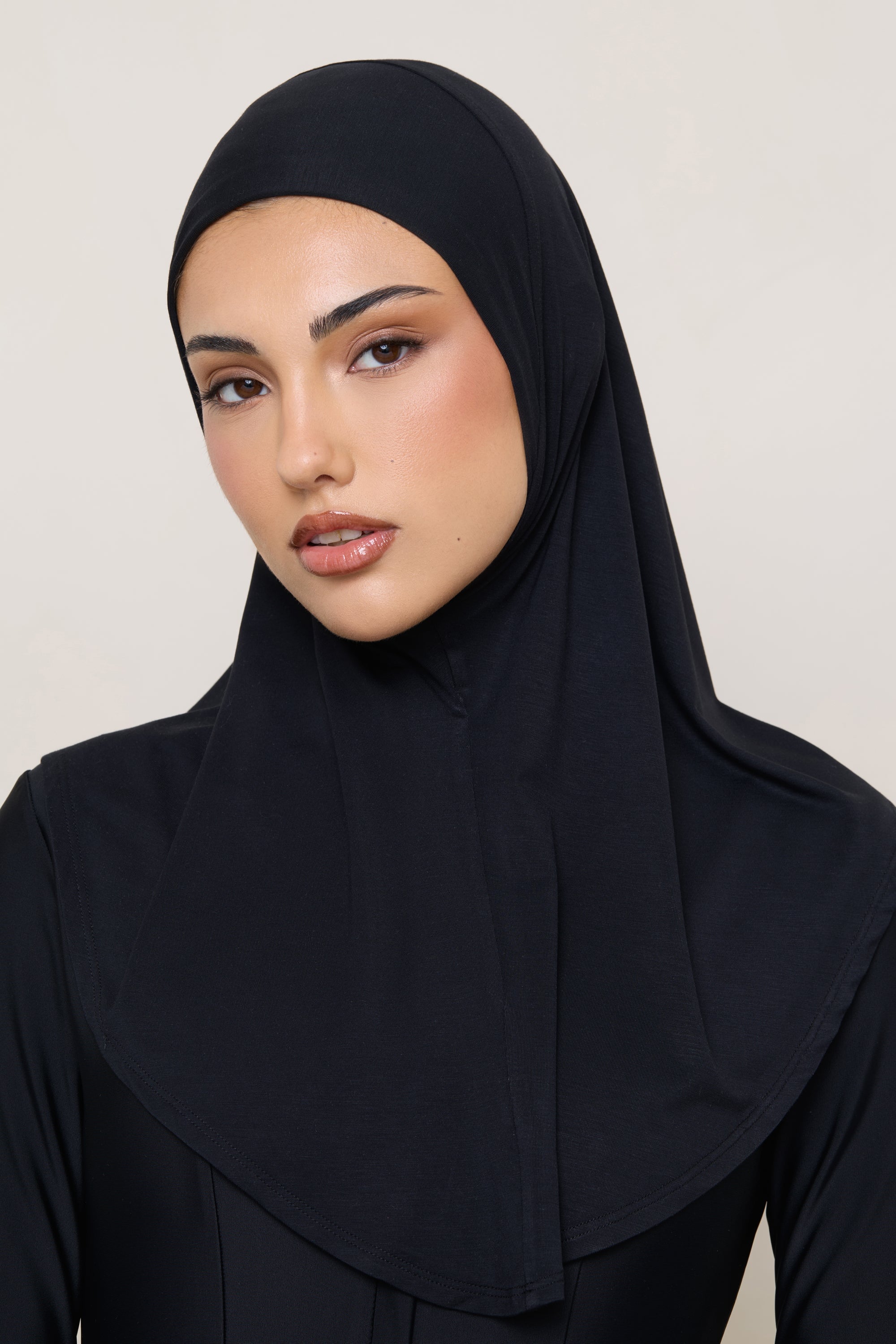 Amira Hijab Instantané en Jersey de Bambou - Noir Hijabs Modeen
