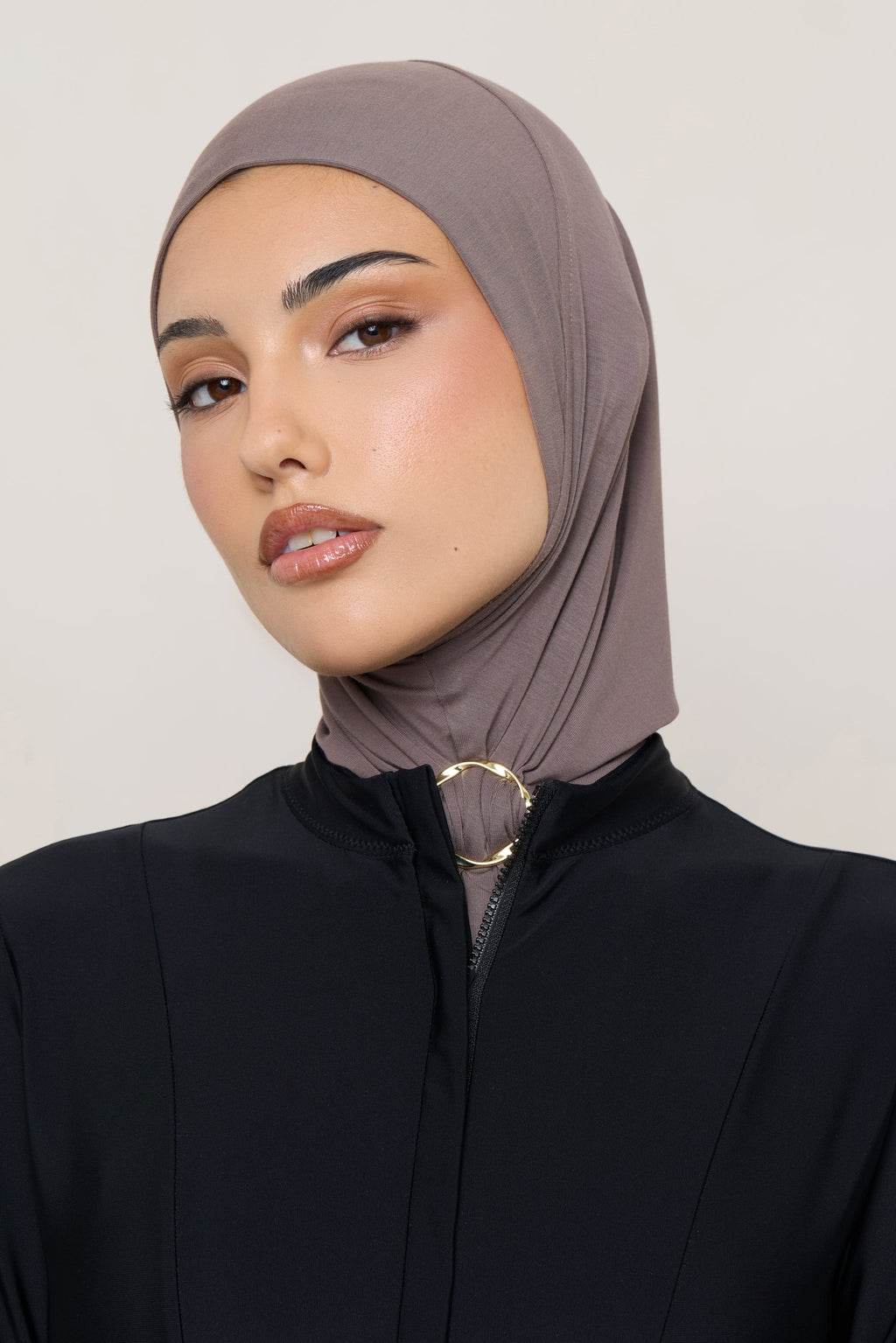 Amira Hijab Instantané en Jersey de Bambou - Taupe Profond Hijabs Modeen