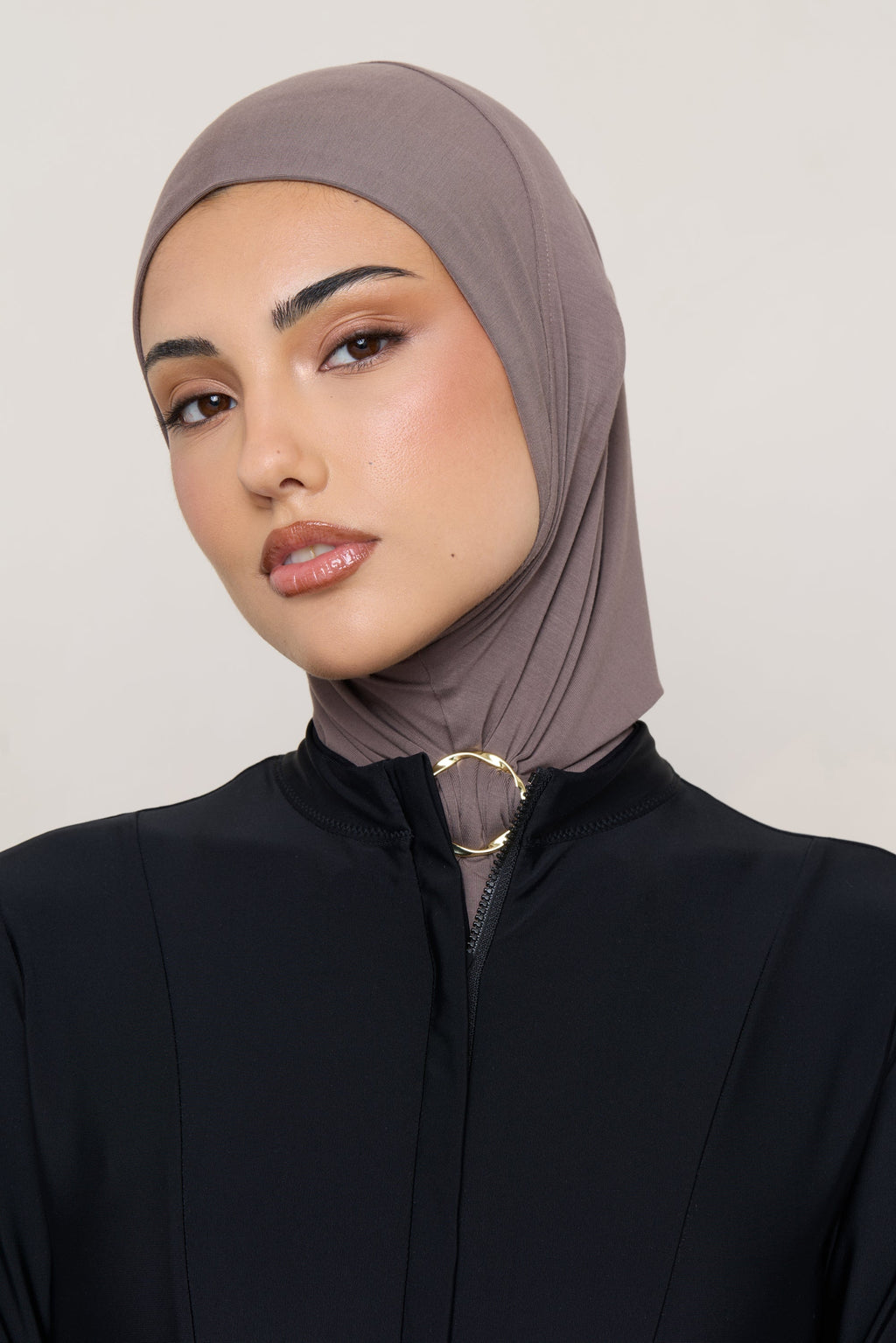 Amira Hijab Instantané en Jersey de Bambou - Taupe Profond Hijabs Modeen