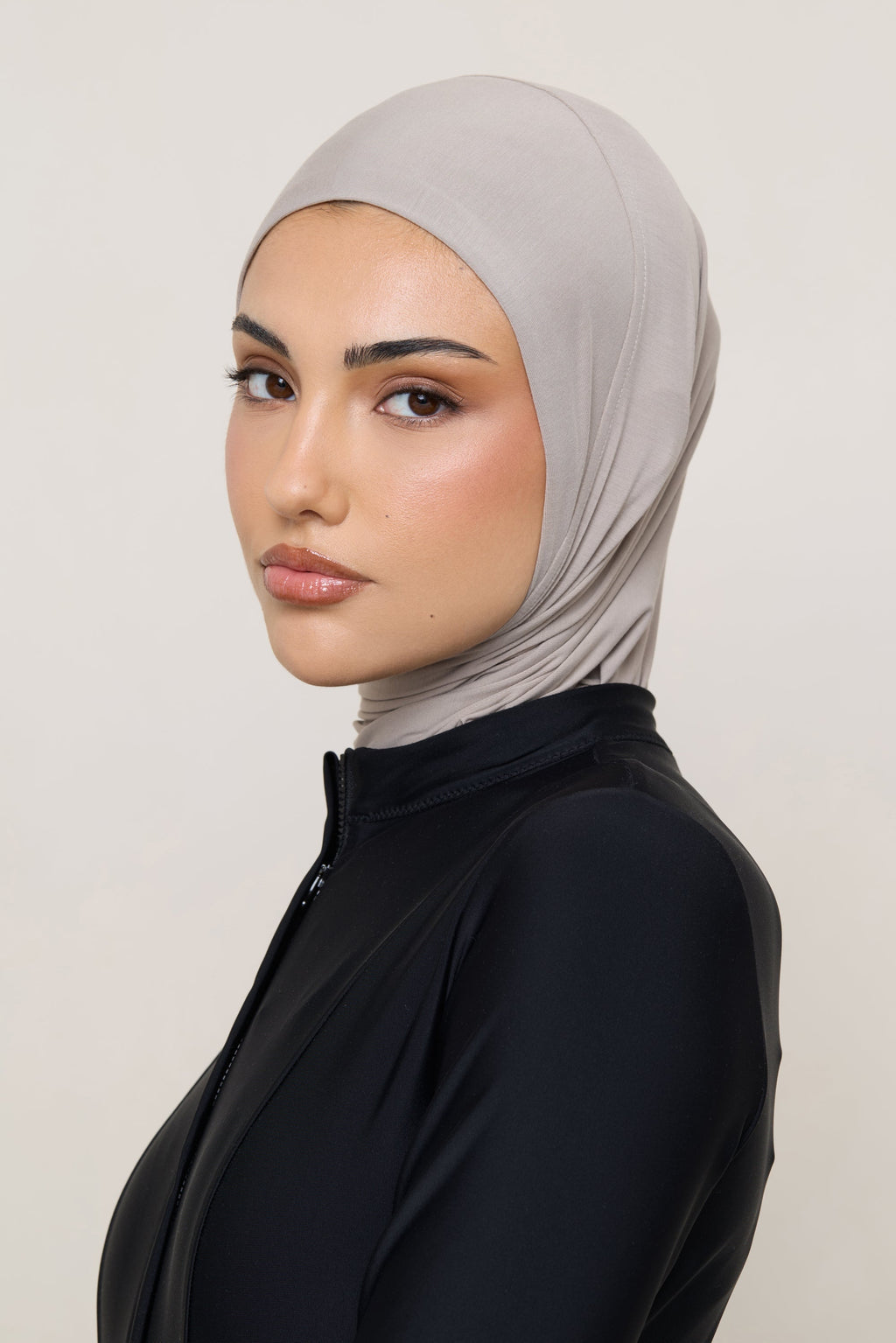 Amira Hijab Instantané en Jersey de Bambou - Vison Hijabs Modeen