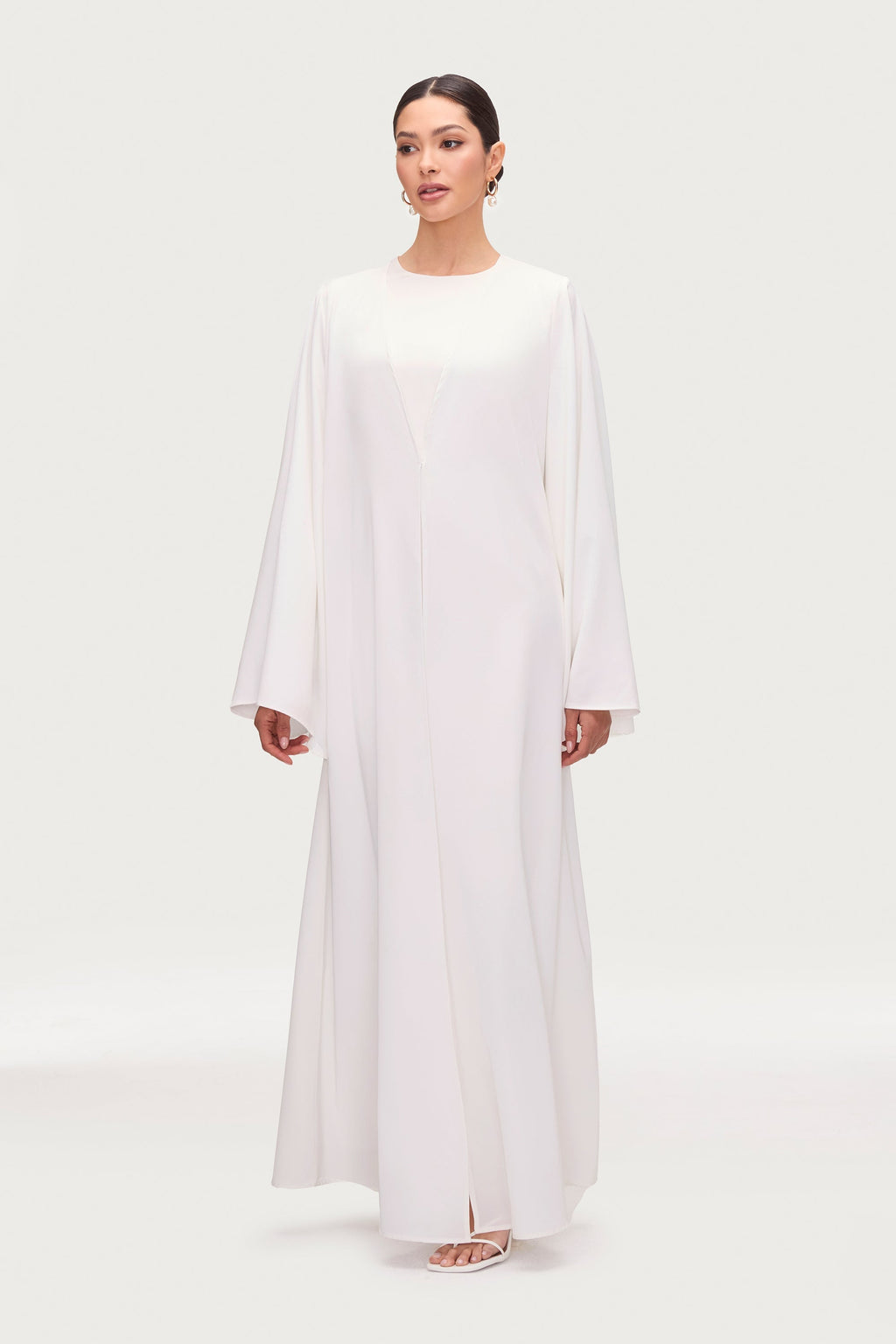 Arwa Abaya Ouverte à Manches Évasées - Blanc Abayas Modeen
