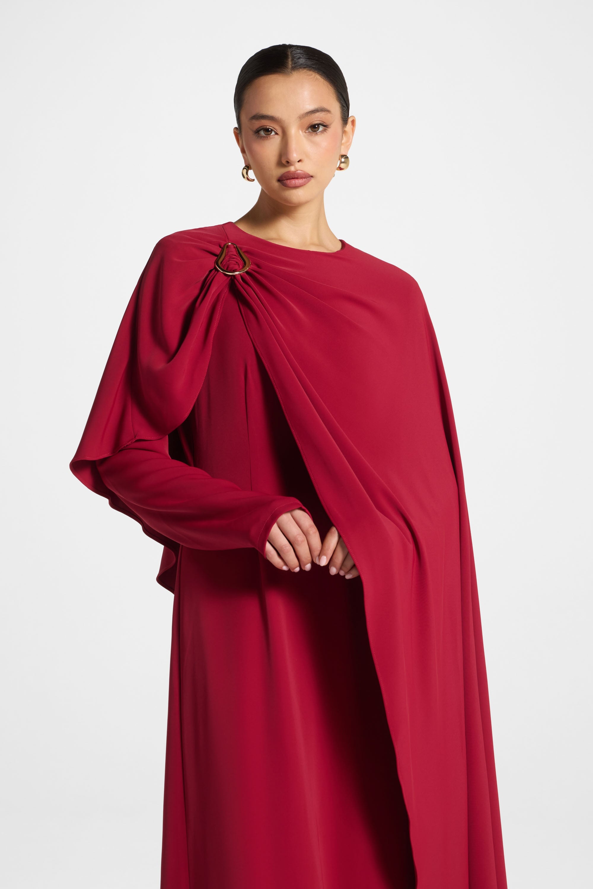 Robe Longue Asymétrique à Cape - Cerise Abayas Modeen