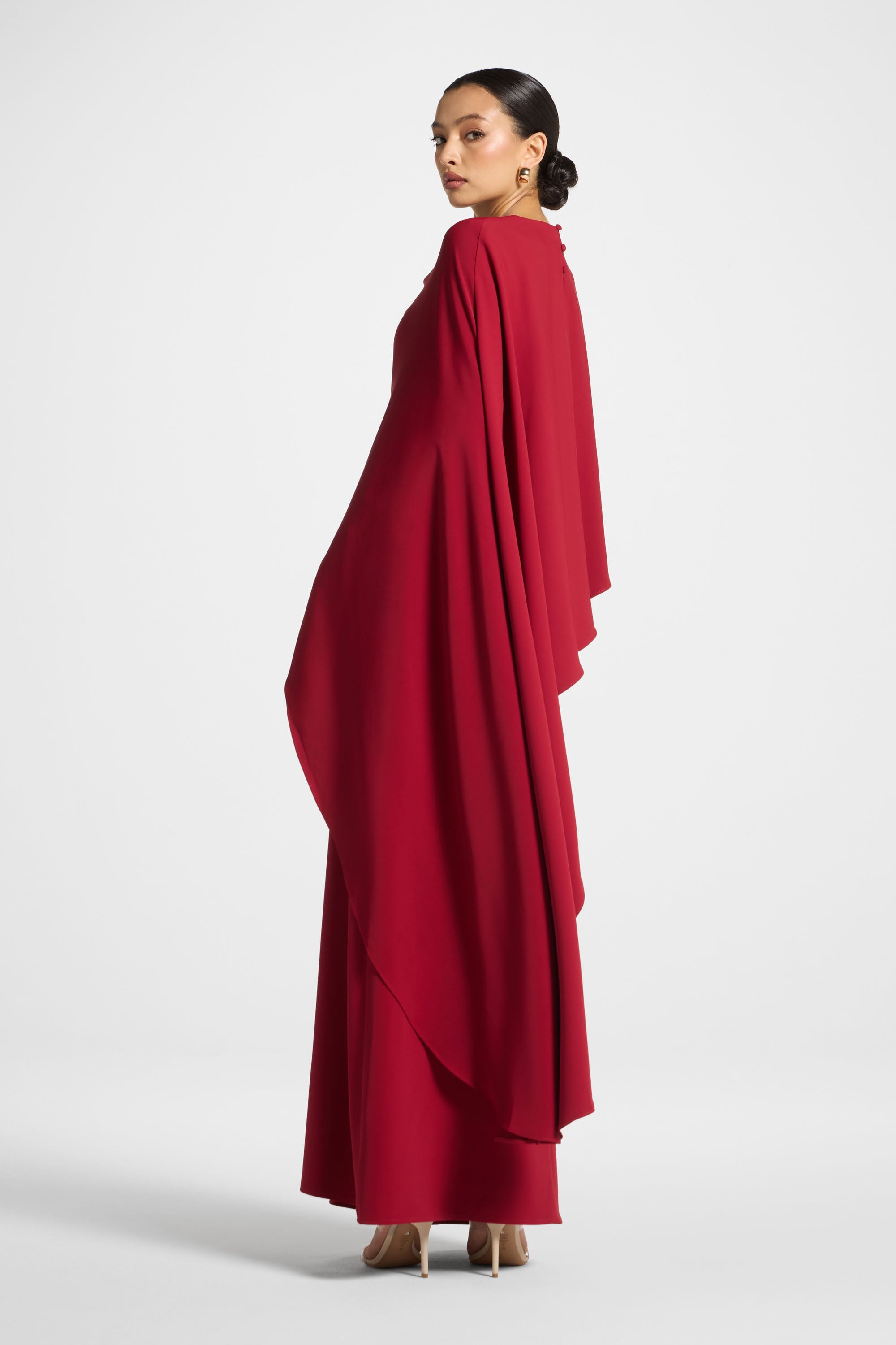 Robe Longue Asymétrique à Cape - Cerise Abayas Modeen