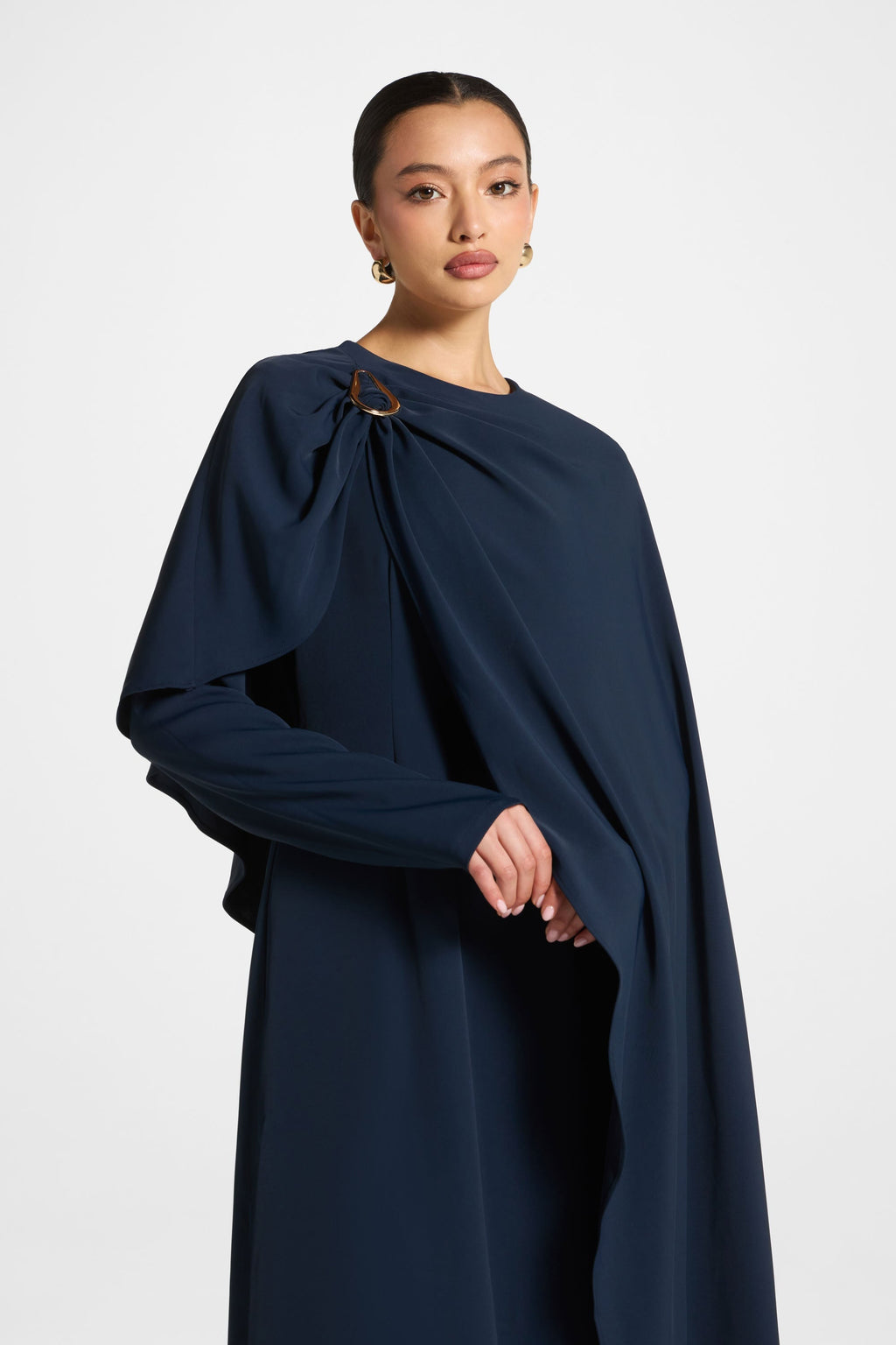 Robe Longue Asymétrique à Cape - Minuit Abayas Modeen