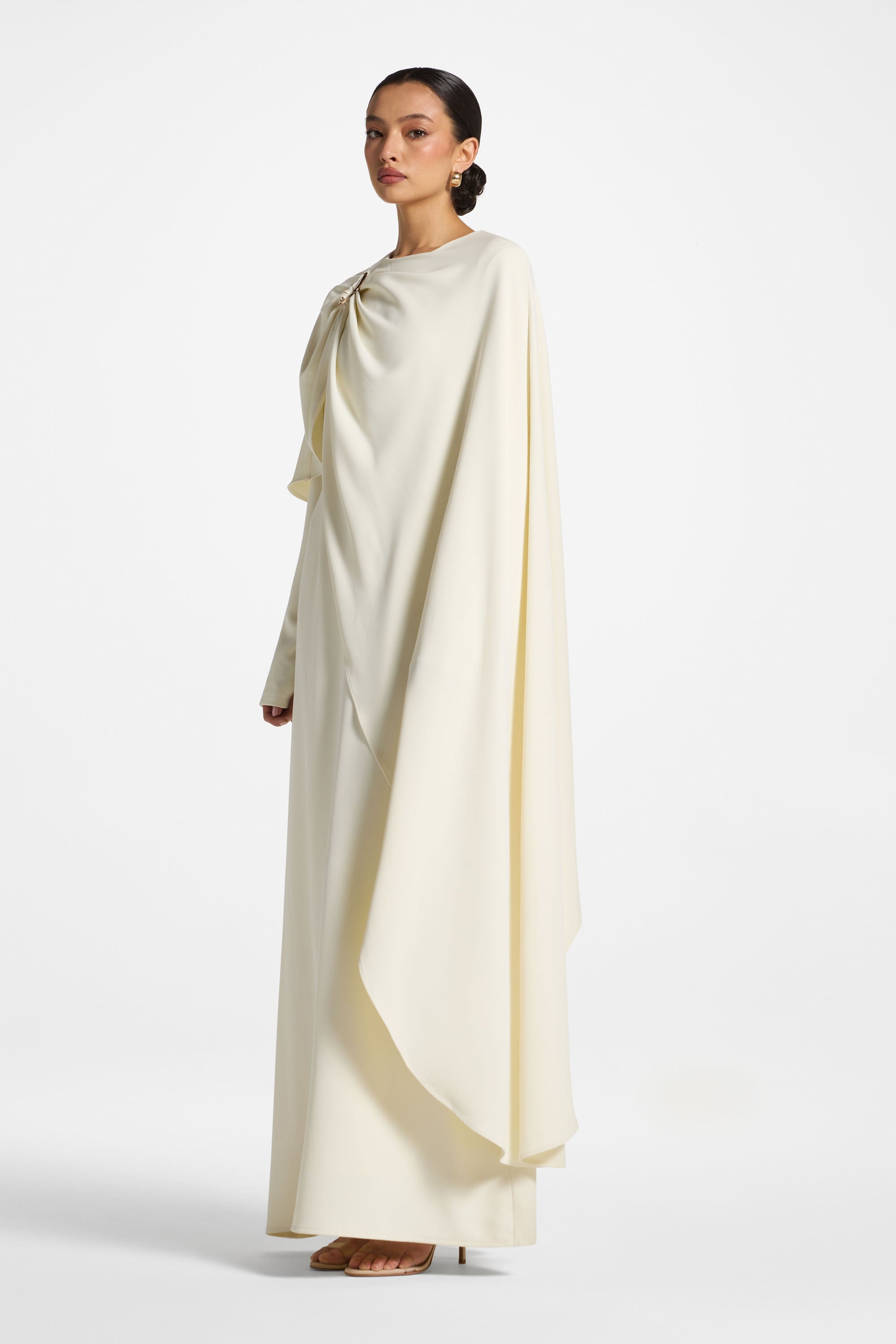 Robe Longue Asymétrique à Cape - Clair de Lune Abayas Modeen
