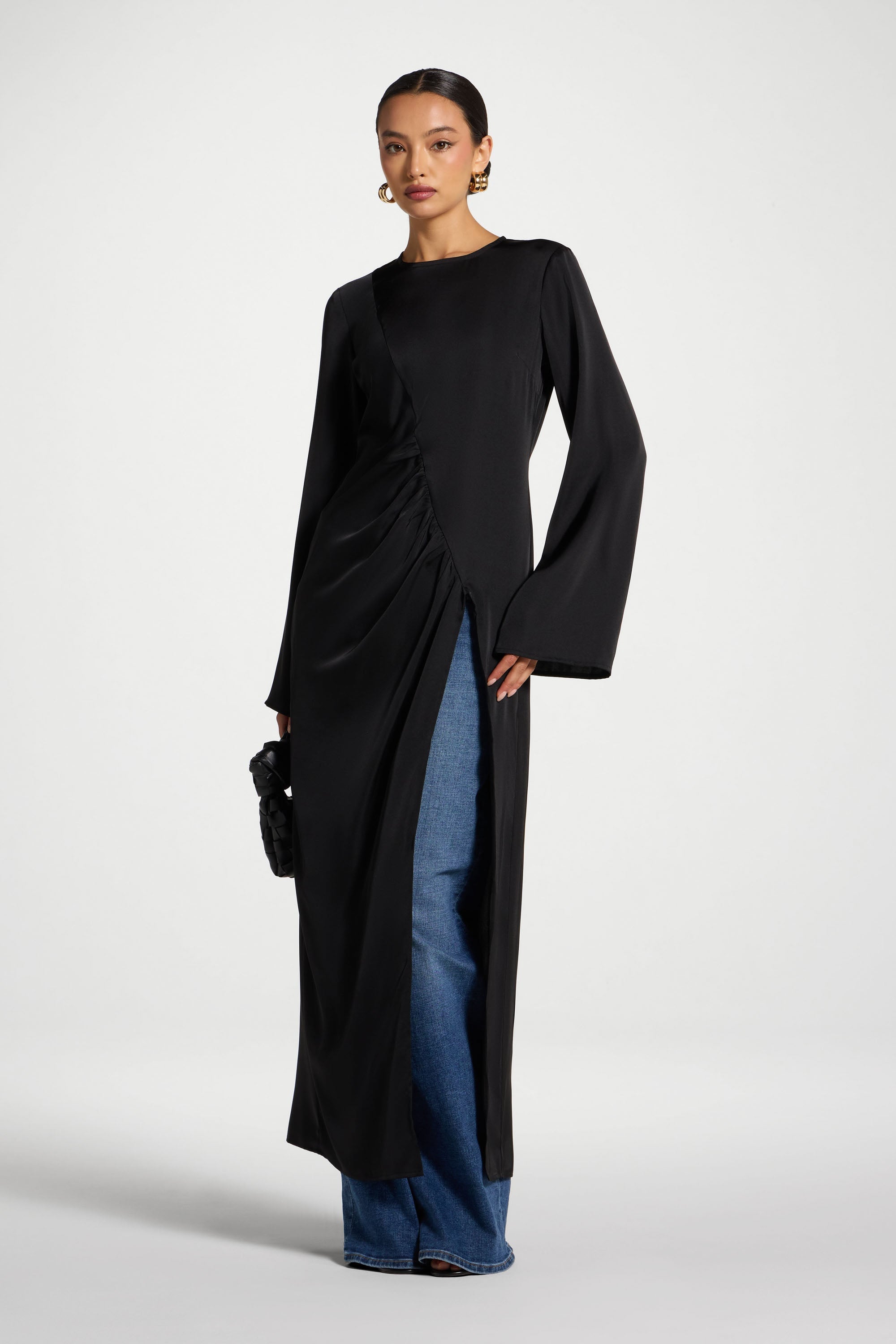 Haut Mi-Long Asymétrique - Noir Abayas Modeen