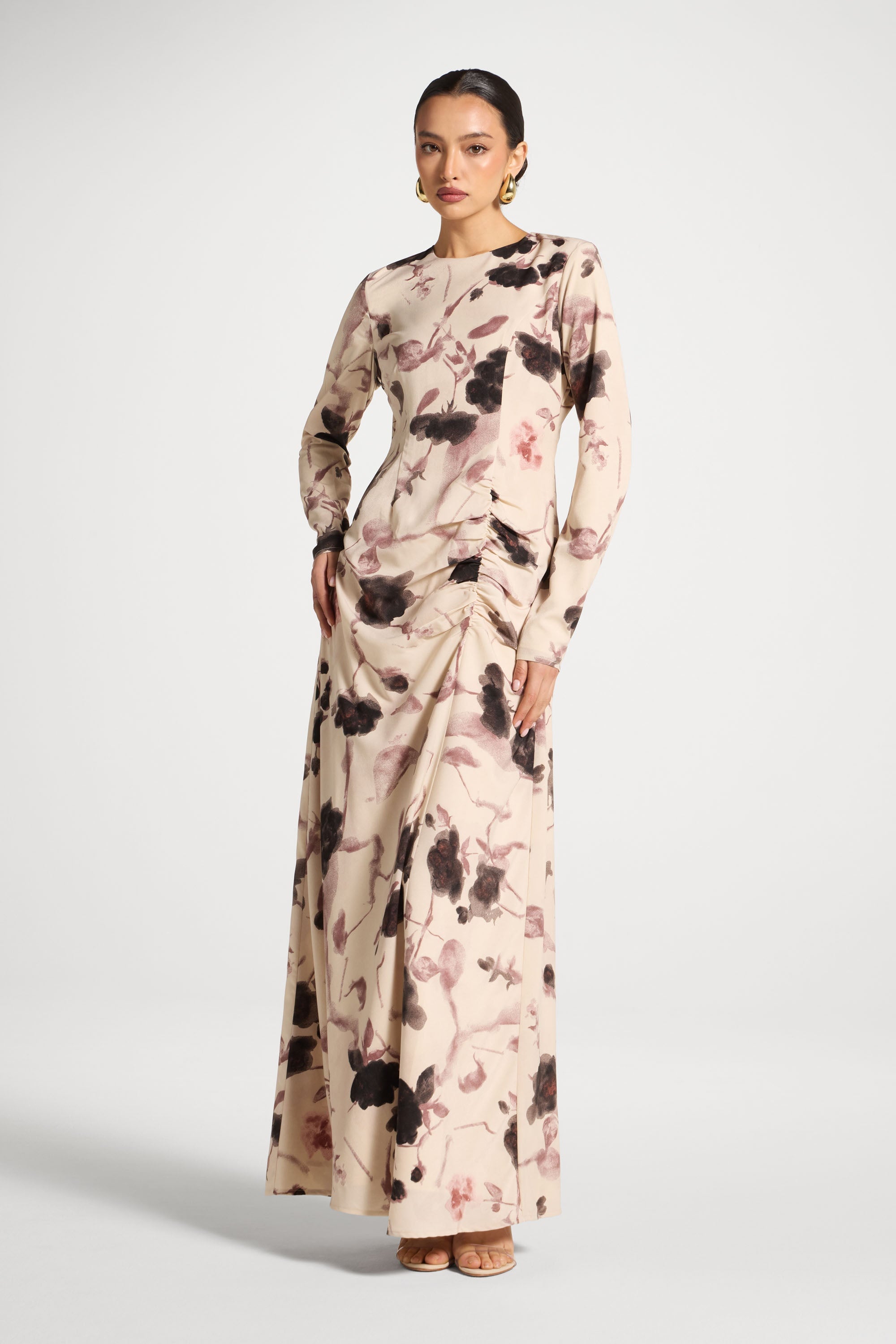 Robe Longue Froncée Asymétrique - Pétales de Vanille Abayas Modeen