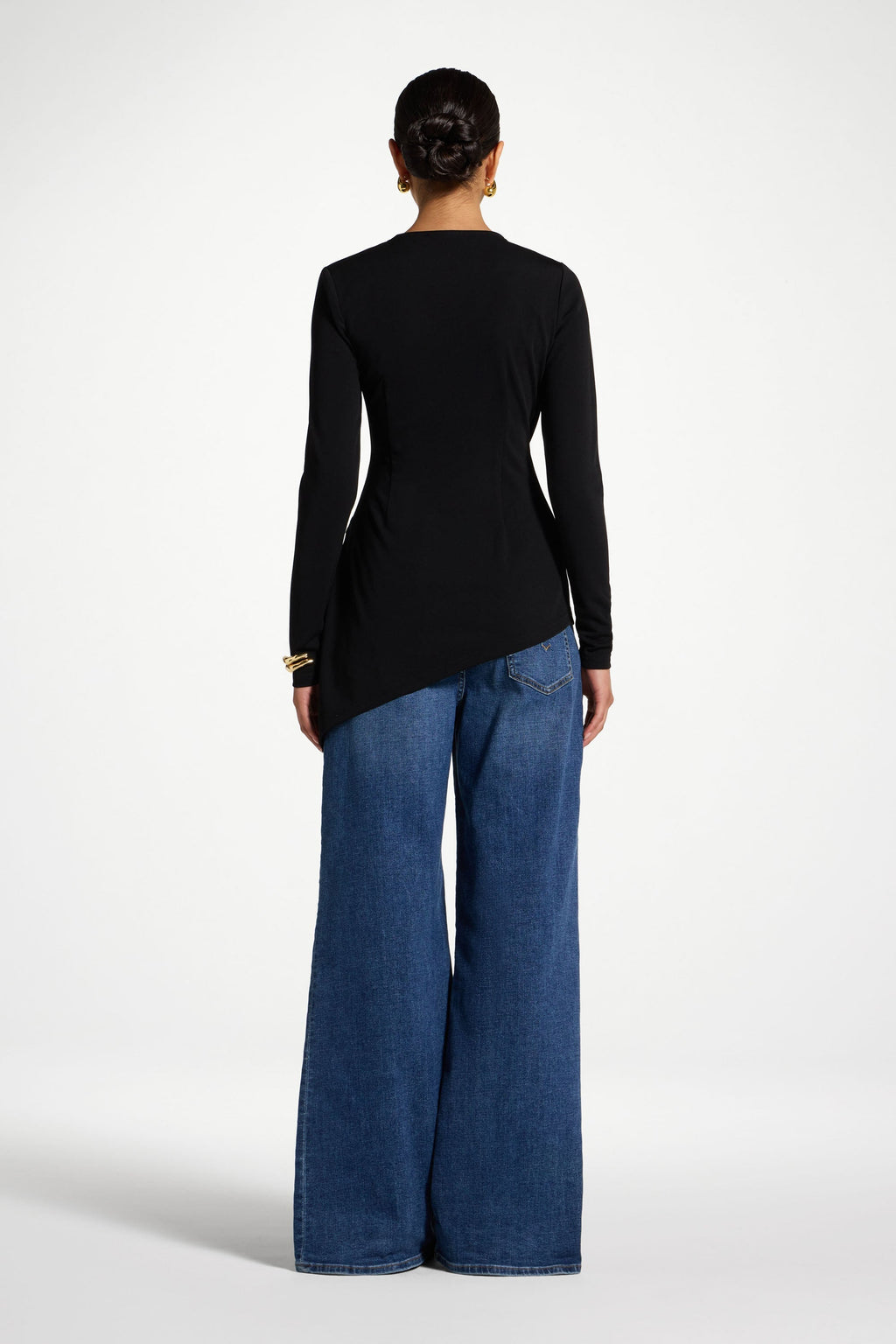 Haut Froncé à l'Épaule Asymétrique - Noir Hauts Modeen