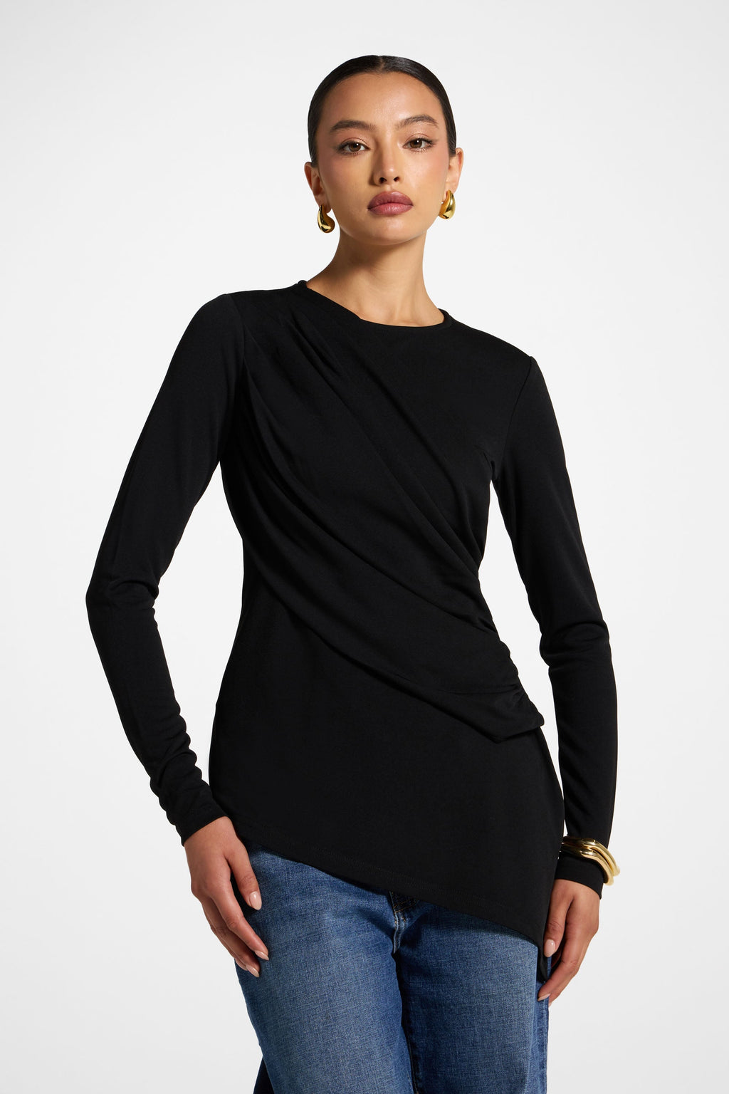 Haut Froncé à l'Épaule Asymétrique - Noir Hauts Modeen