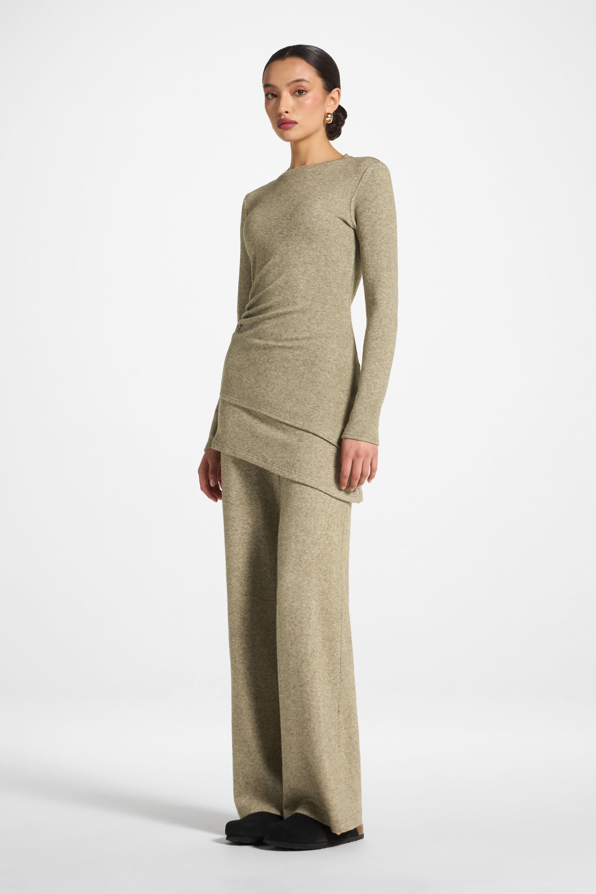 Haut Froncé Asymétrique - Olive Abayas Modeen