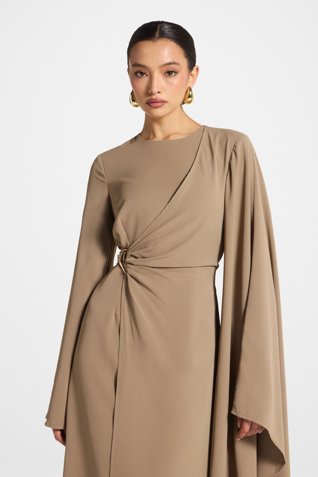 Robe Longue à Manches Asymétriques - Vétiver Abayas Modeen