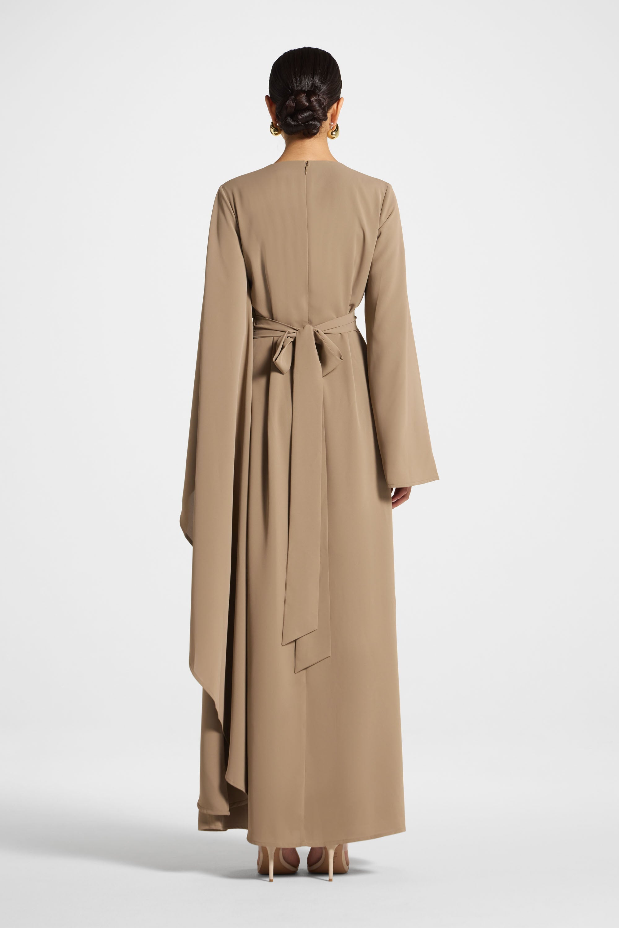 Robe Longue à Manches Asymétriques - Vétiver Abayas Modeen