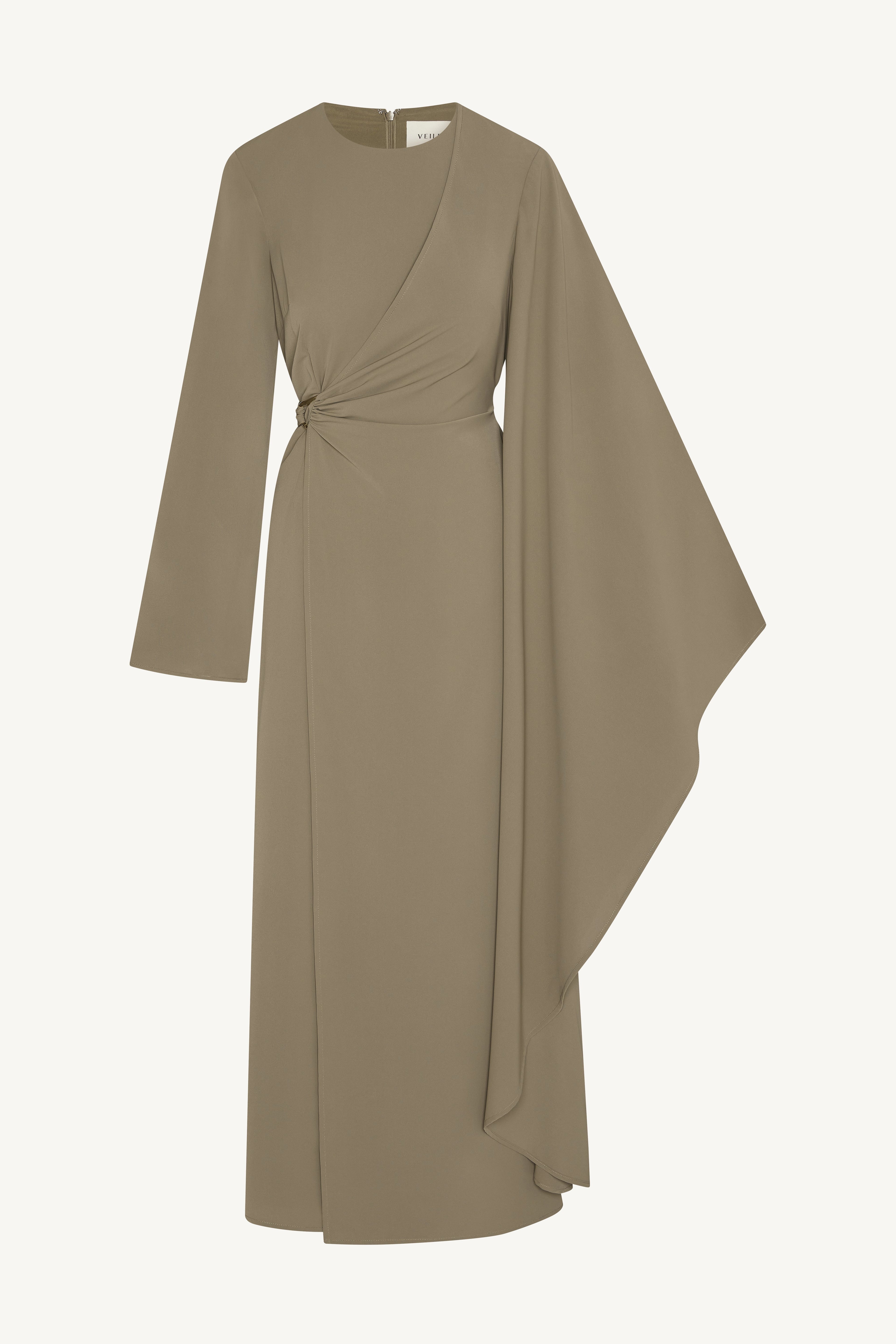 Robe Longue à Manches Asymétriques - Vétiver Abayas Modeen