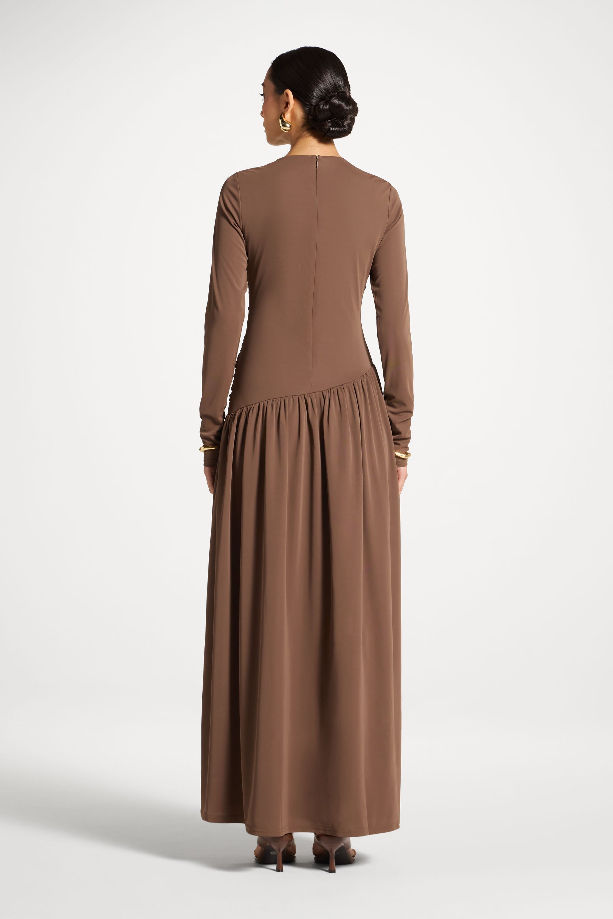 Robe Longue Froncée à Taille Asymétrique - Café Abayas Modeen