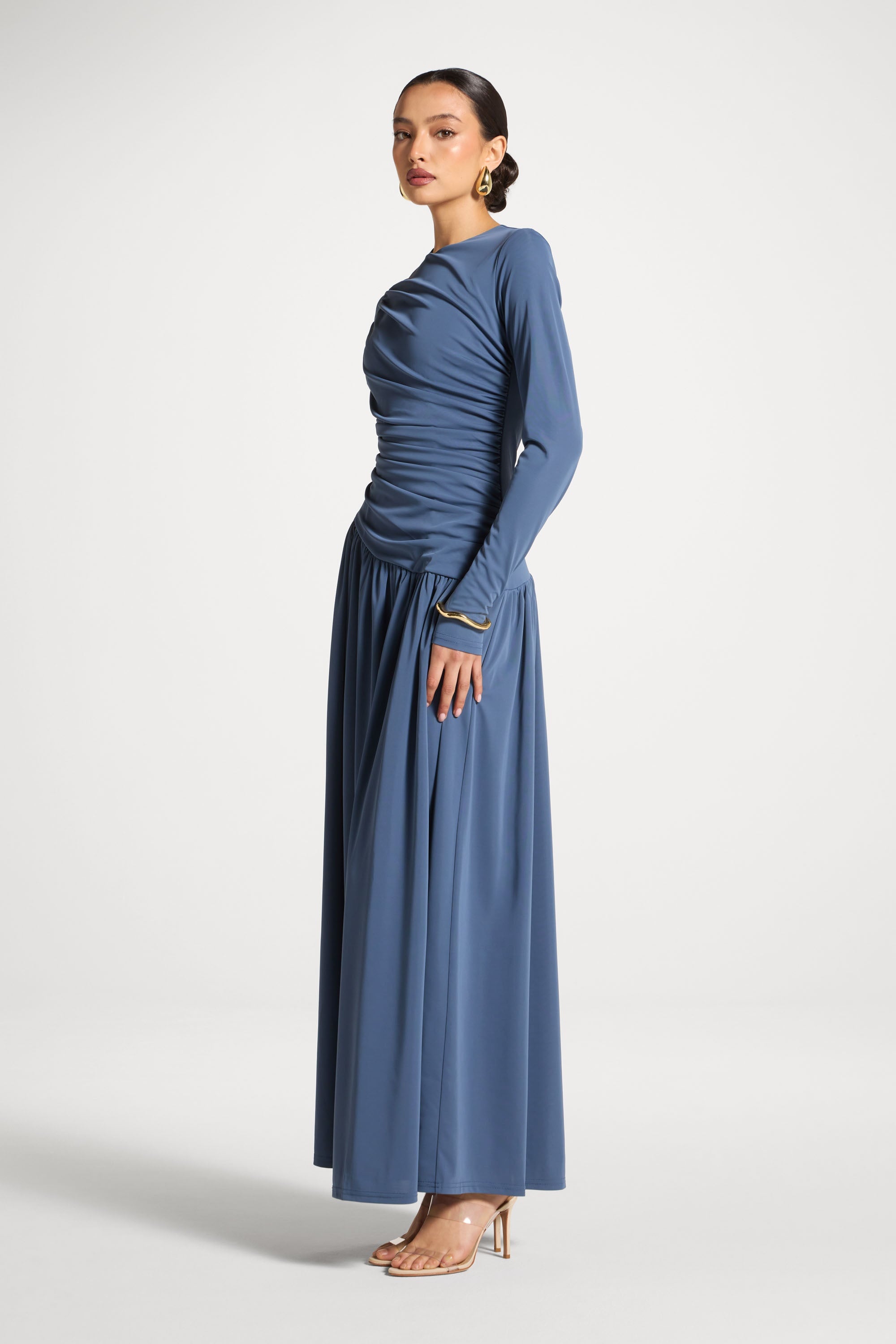 Robe Longue Froncée à Taille Asymétrique - Indigo Abayas Modeen