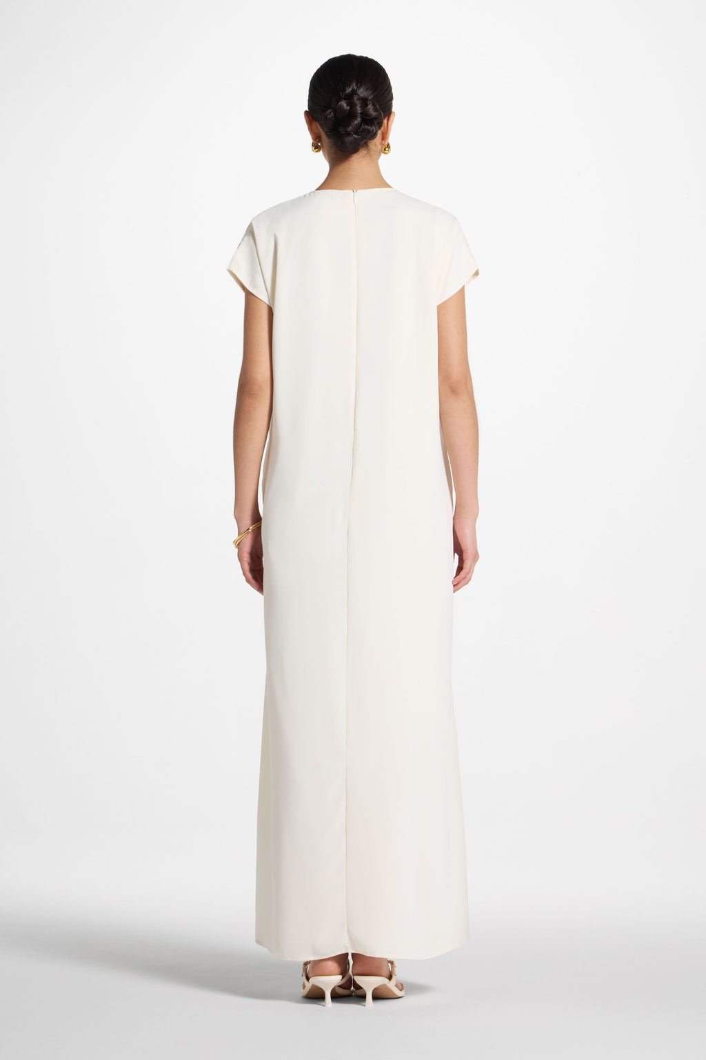 Robe Longue Intérieure à Petites Manches - Lait de Coco Abayas Modeen