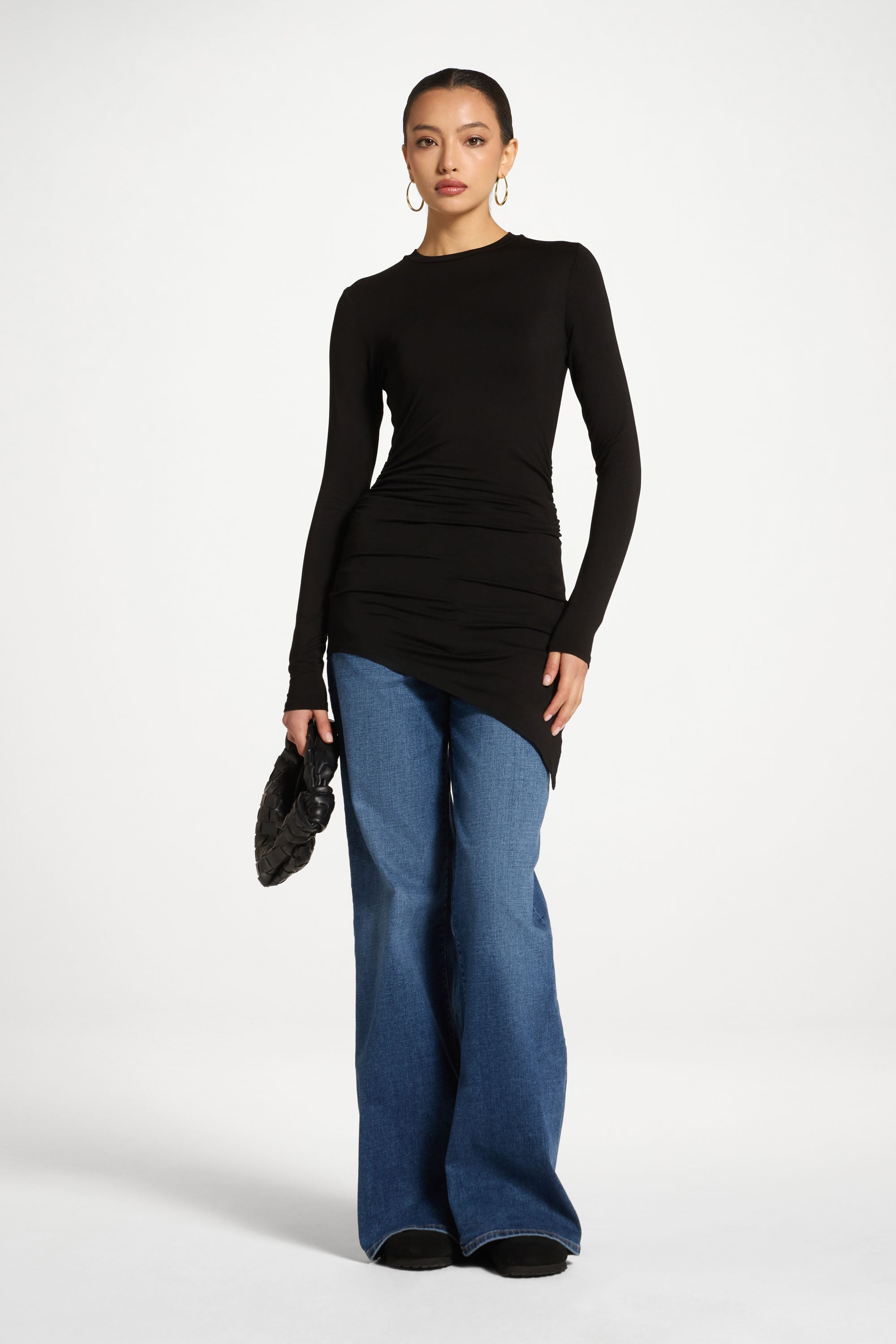 Haut Froncé Asymétrique en Bambou - Noir Abayas Modeen