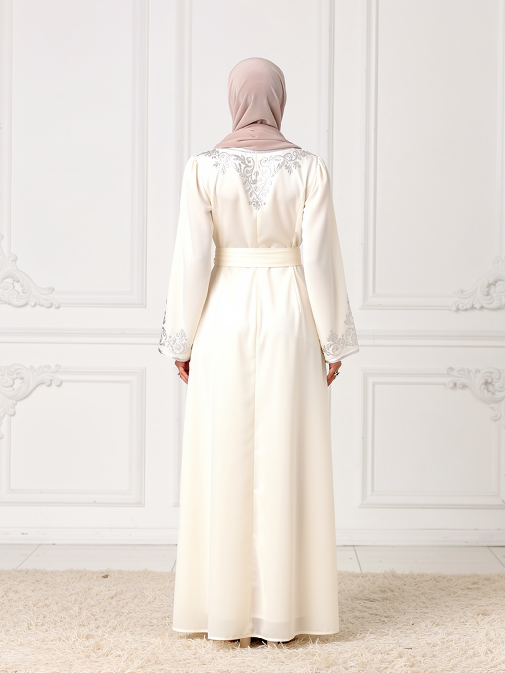 Caftan Layla Ivoire — vue de dos