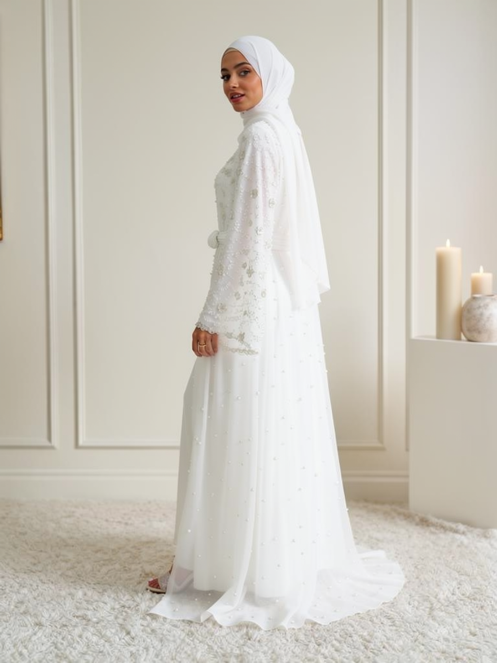 Abaya Perlée Lina Blanc — vue trois-quarts