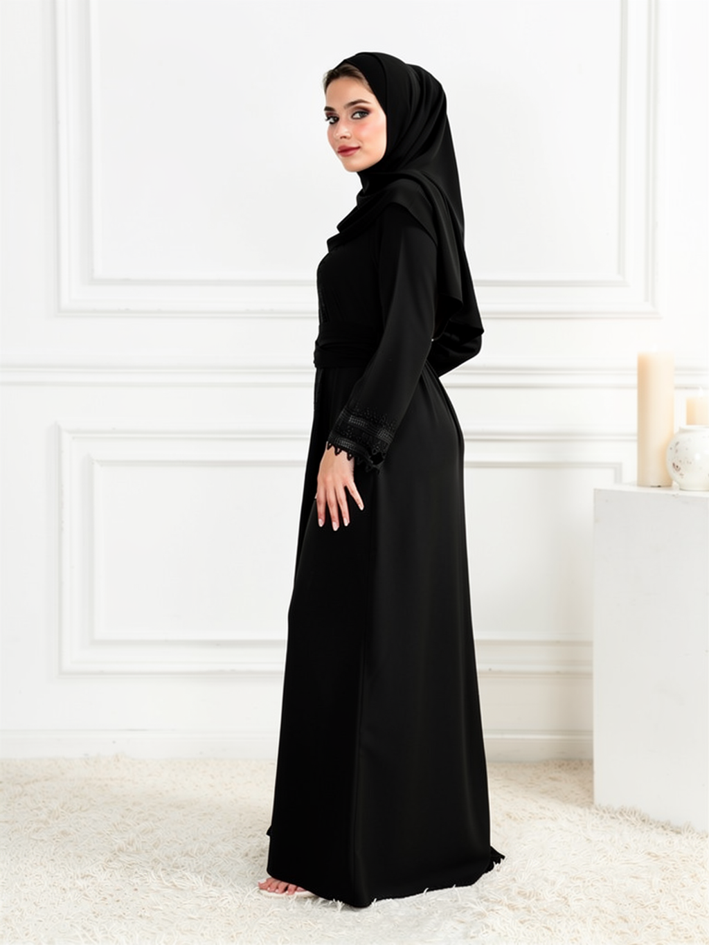 Caftan Salma Noir — vue trois-quarts