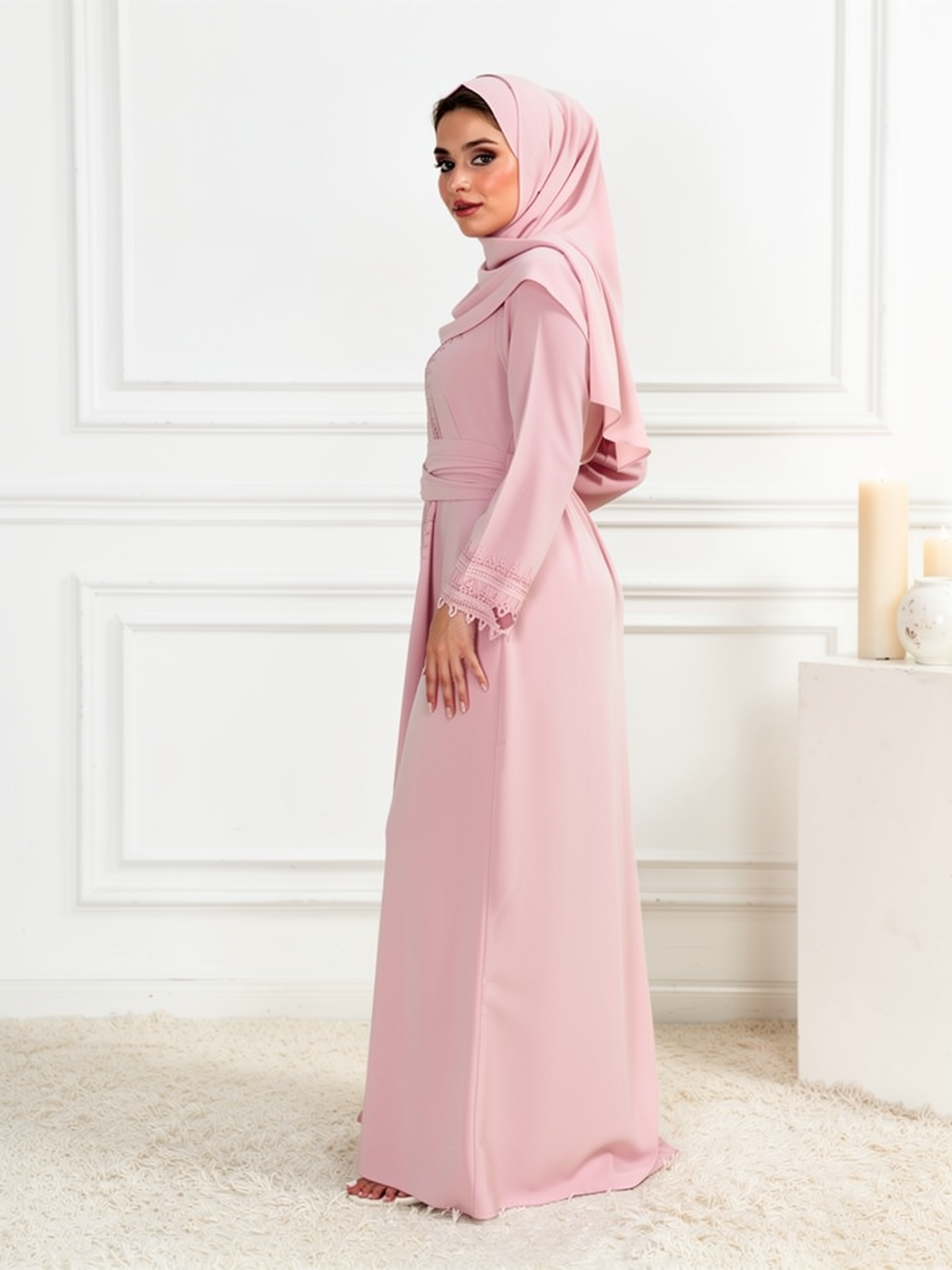 Caftan Salma Rose Poudré — vue trois-quarts