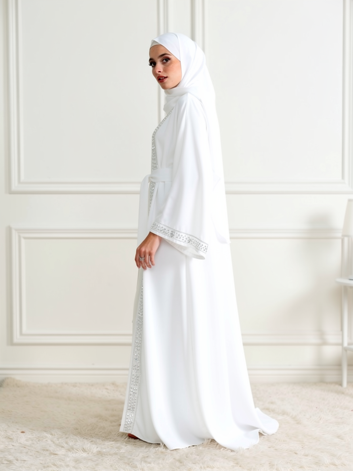 Abaya Mousseline Yasmine Blanc — vue trois-quarts